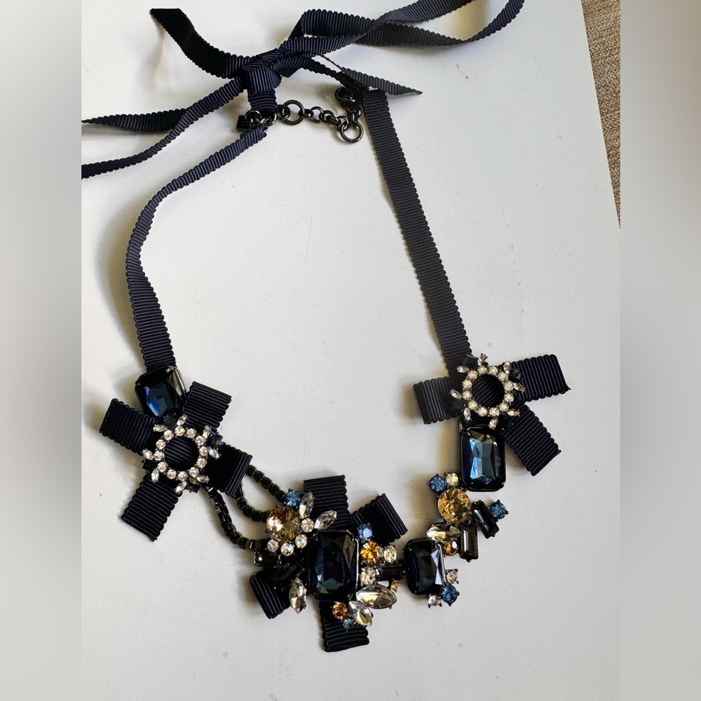 Banana Republic navy Ribbon statement necklace - Picture 4 of 6